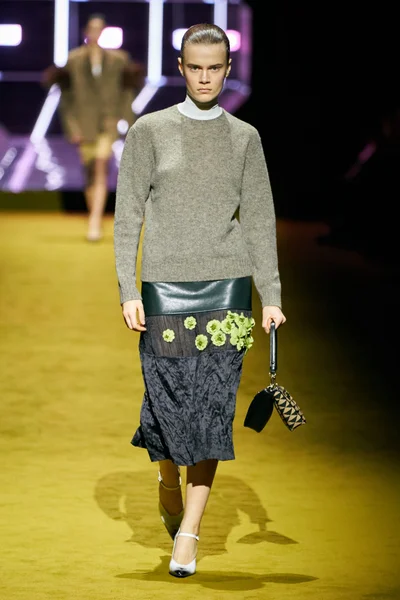 Look 42